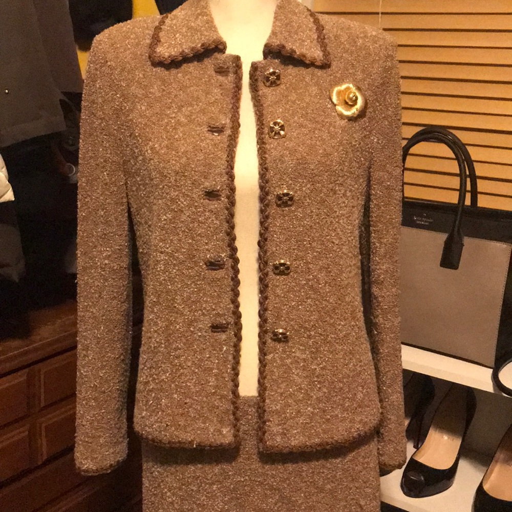 St. John Suit - image 4